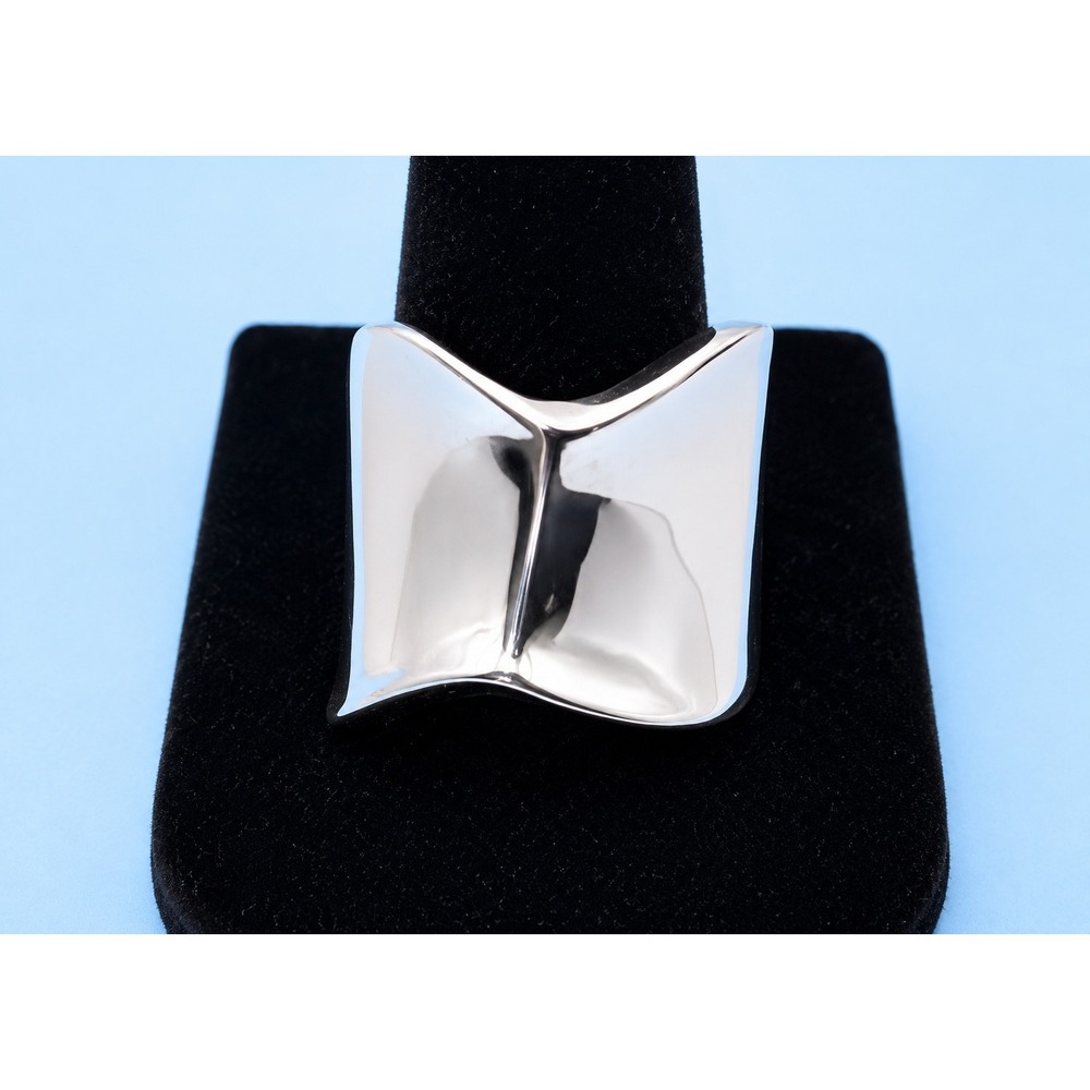 Park Lane "Concept" Silver Tone Ring Size 8 -486